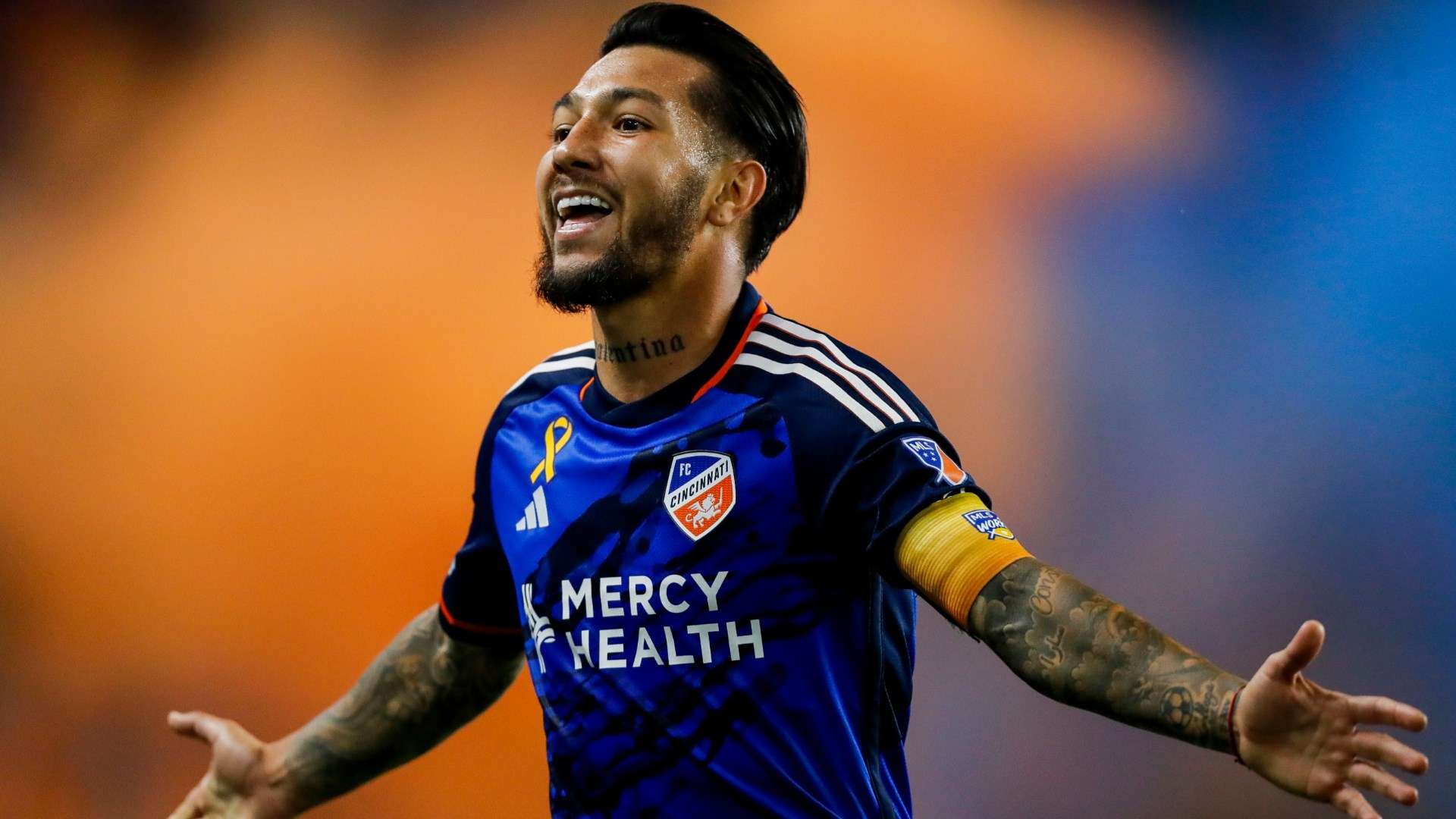 並在團隊中 並在團隊中